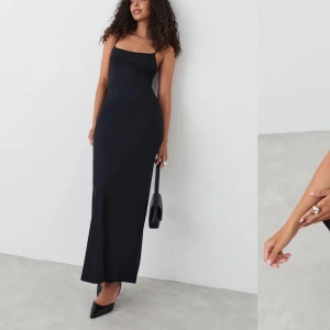 Maxiklänning  - Jättefin långklänning från ginatricot, säljes då den inte kommer till användning längre :/ 