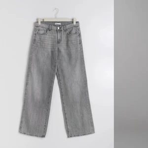 Gina jeans  -  10/10 skick, använt 1 gång så knappt använda 