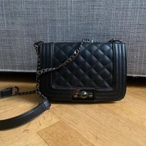 Väska - Fin handväska från Gina Tricot💕