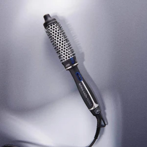 Värmeborste  - Säljer min björn Axén värmeborste, nästan helt oanvänd. Kom för fler frågor 🤍