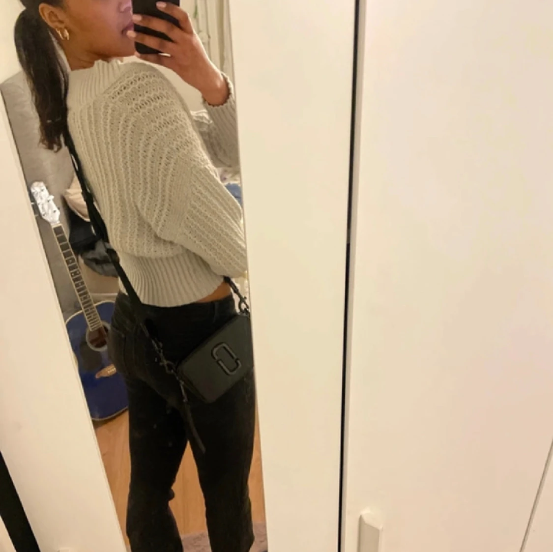 Jättesnygg stickad tröja med V-ringning - 91