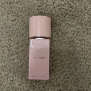 Caia parfym  - Endast testad 1 gång. Säljs inte längre☺️. Köpte för 595