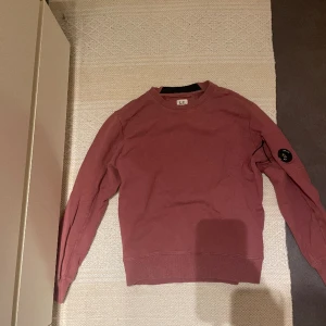 C.P Company sweatshirt  storlek S - Cp company sweatshirt storlek S