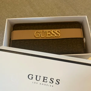 Plånbok Guess - Plånbok ifrån Guess, nyskick! 