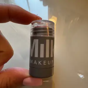 Milk Makeup Lift + Cheek Werk Aldrig använd. Se bild för färg
