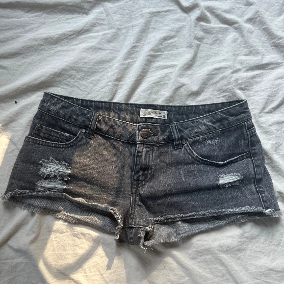 Low waist jeans shorts