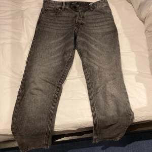 Jack & Jones jeans - Kan diskutera om priset 