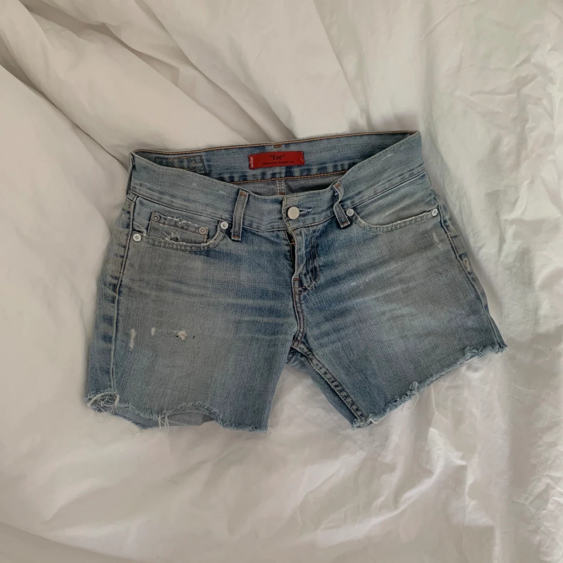 Lågmidjade jeansshorts 