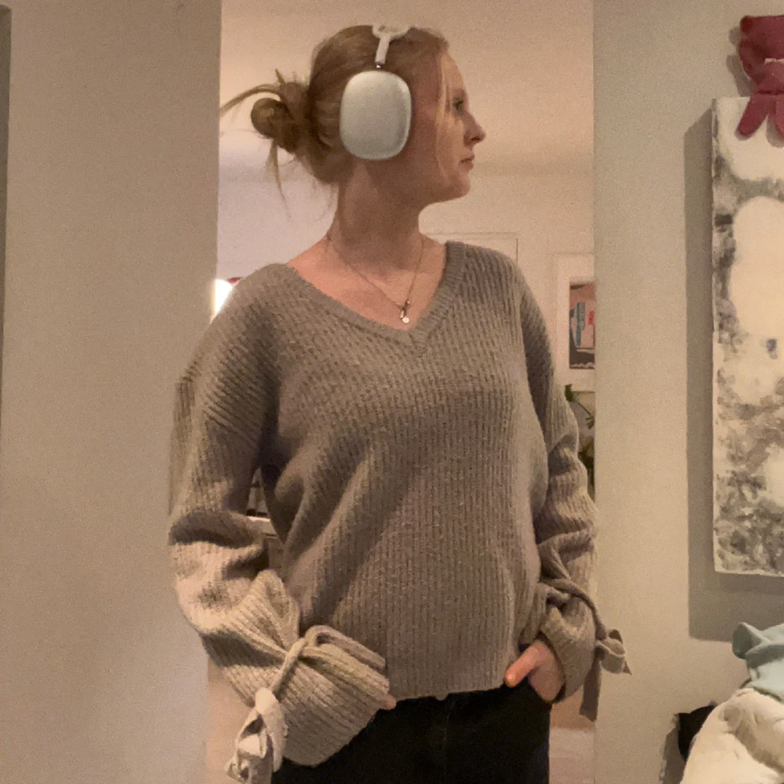 Fin stickad tröja med rosettdetaljer från Nakd !  - 90