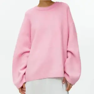 Jättefin rosa stickad tröja i storlek Xl men passar mig som är s/m 