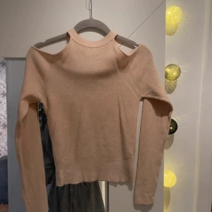 Tröja  - Från zara, fint skick!