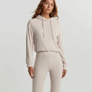 Gina Sett  - Ett mysigt sett från Gina Tricot, xxs-xs 