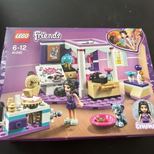 Lego freinds  -  Lego med karaktärern Emma. Helt oöppnat 