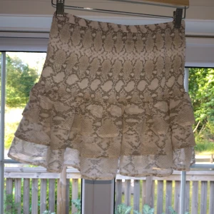Kjol i storlek small - Bra skick Storlek small