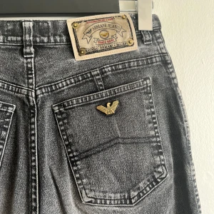 Armani jeans  - Jeans från Armani, passar strl W27/ L32. 