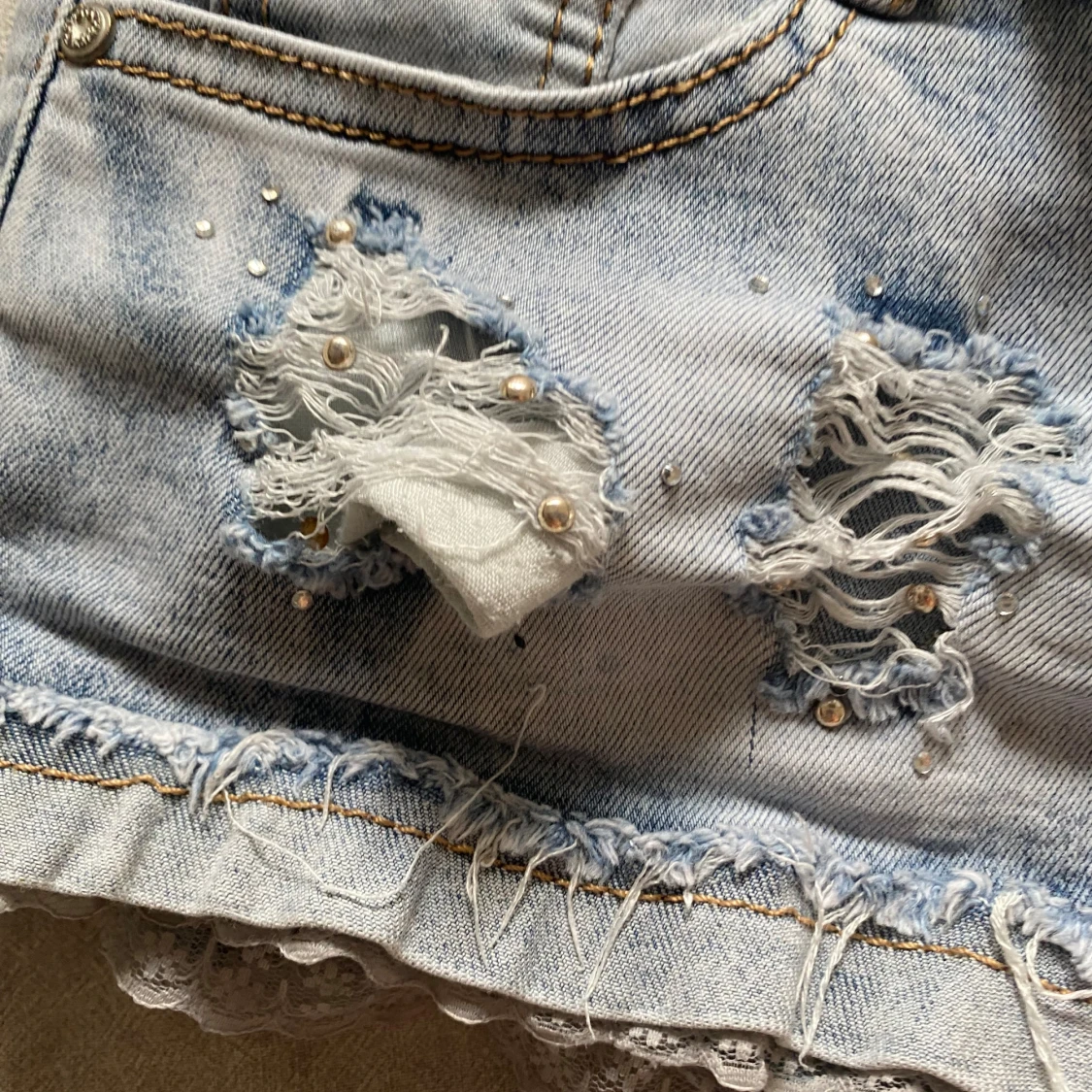 Lågmidjade jeansshorts  - 92