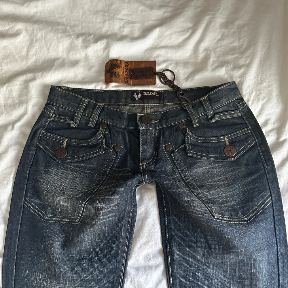 Vintage från Reactive med lapp kvar, (försmå)💕midja 38 innerben 87 jae 165. Jeans & Byxor.