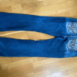 Miss me jeans - Fina miss me jeans, storlek 30 Med Glitterstenar