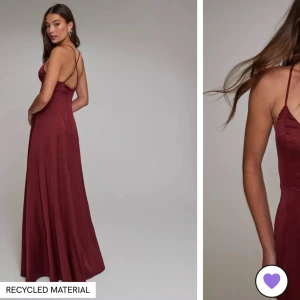 Balklänning  - Säljer min jättefina balklänning från nelly, den är helt oanvänd och lappen sitter fortfarande på💕Nypris 1200kr