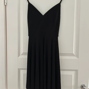 Snygg klänning - Snygg klänning som inte kommer till användning längre!💕☺️