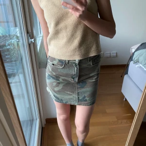 Kjol - Snygg kjol perfekt nu till sommaren!