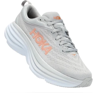 Hoka bondi 8 women- Harbor mist/Lunar rock - Använda fåtal gånger då jag har ett par andra hoka löparskor. Superfina och enormt sköna skor som verkligen bara står och väntar på att bli använda🥰 Vill du ha fler bilder, hör av dig!! Nypris 2200kr