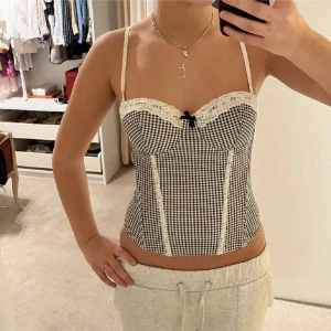 Topp - Super fin fest topp som inte kommer till någon användning något mer🩷