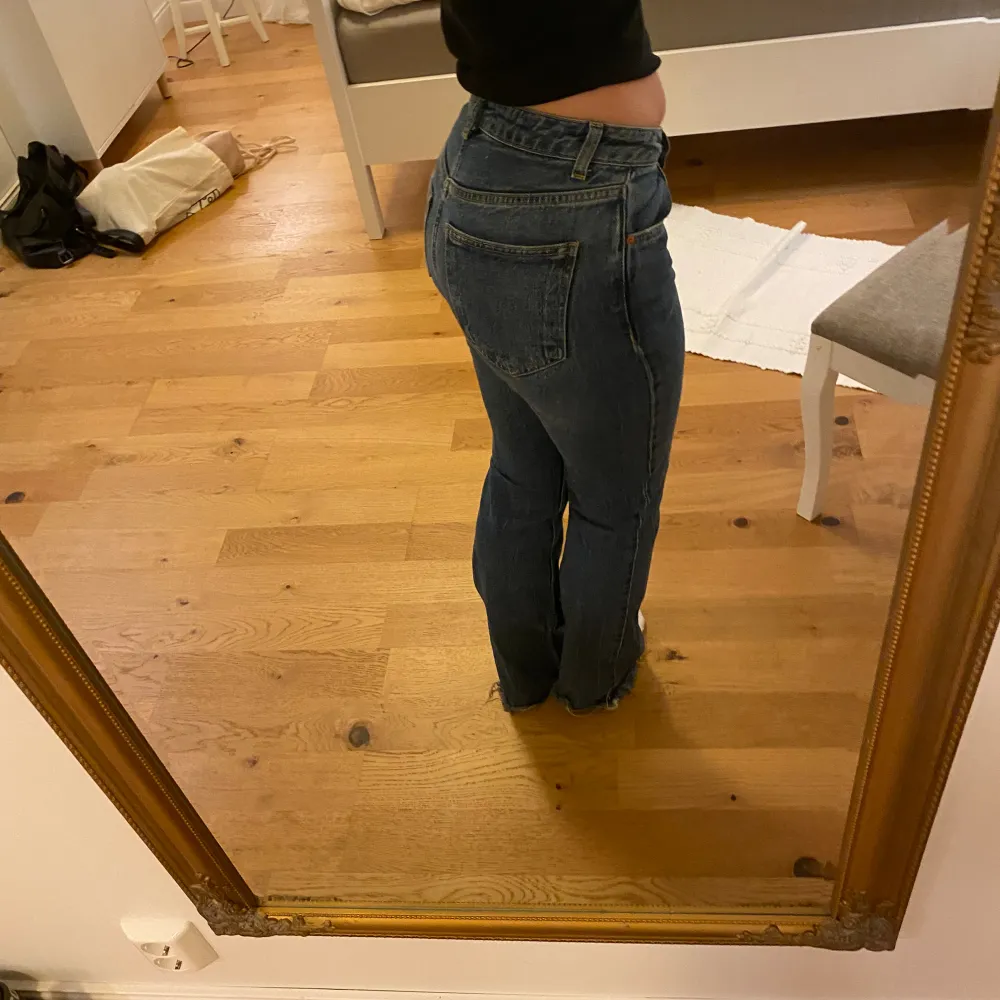 bootcut jeans från gina tricot❤️❤️. Jeans & Byxor.