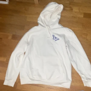 Vit hoodie  - Bra skick 