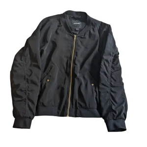 Svart jacka - Jätte snygg jacka ifrån Monki i bra skick! 