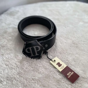 PP BÄLTE - 135cm philipp plein bälte, Ny skick 