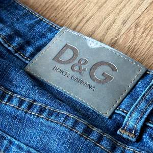 Dolce & Gabbana Jeans.  streight model, low cut. Great quality and condition except a small tear in the back (see pic) Made in Italy. 