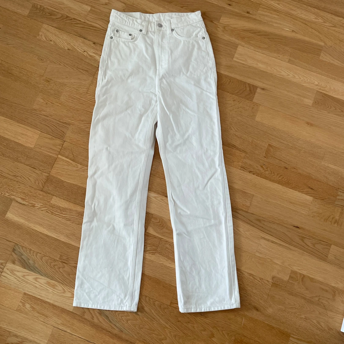 Weekday Rowe Vita Jeans