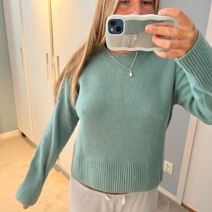 &otherstories tröja - tröja från &otherstories som inte kommer till så mycket användning för mig