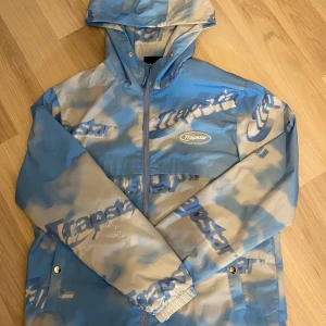Windbreaker  - Trapstar windbreaker 