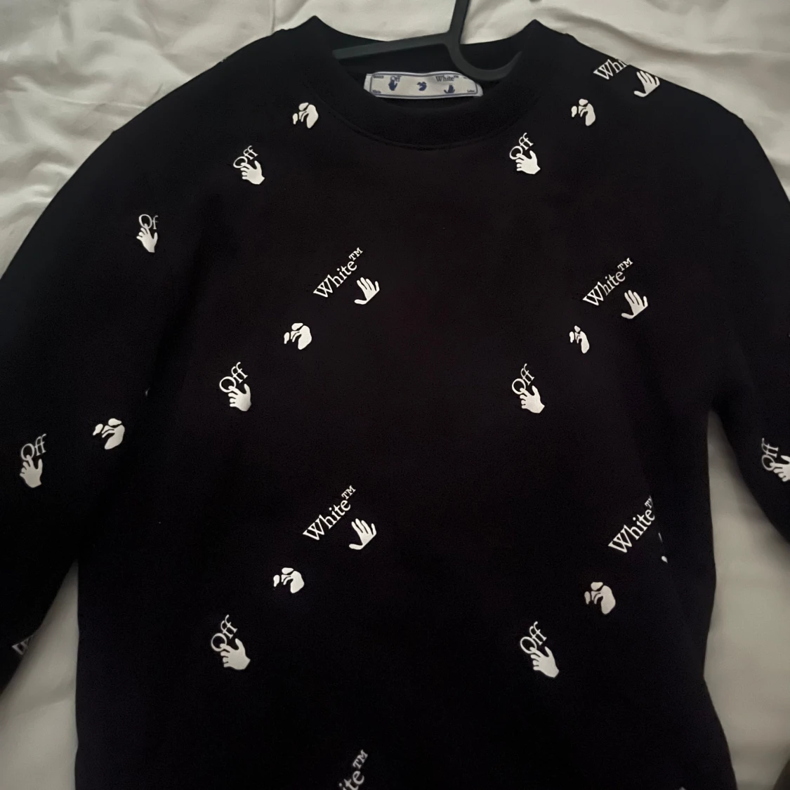 Off White Crewneck - 90