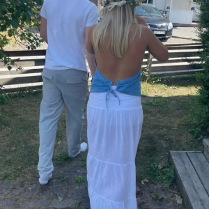 Zara topp - Supersöt blå zara topp med öppen rygg 