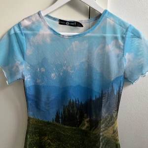 T-shirt  - Använd max 3 gånger.
