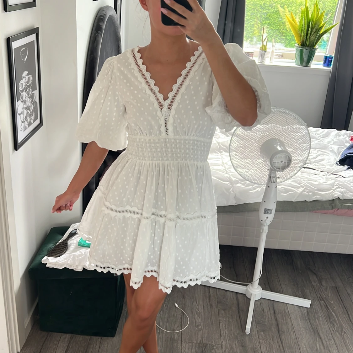 By malina Elvira   - 91