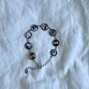 Lana Del Rey album armband  - •Rostfrittstål  •går att justera storlek på armbandet  •handmade