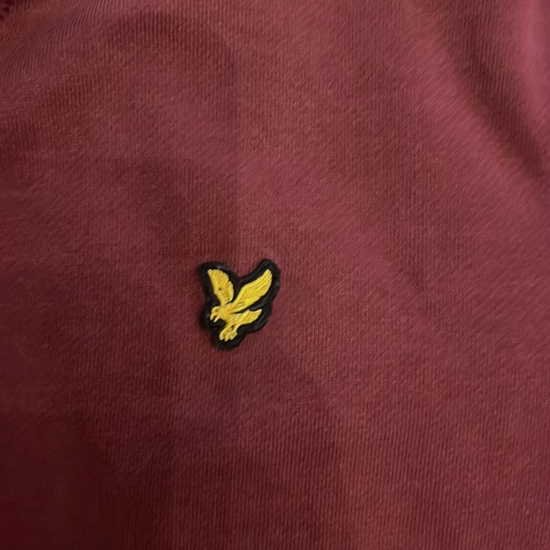 Vinröd tröja från Lyle & Scott - 92