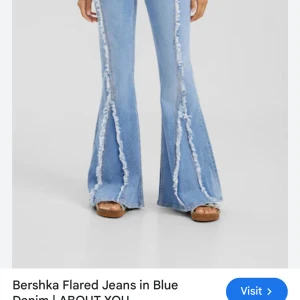 Nya bershka jeans - sååå coola och går att styla hur snyggt som helst helt nya med lappar