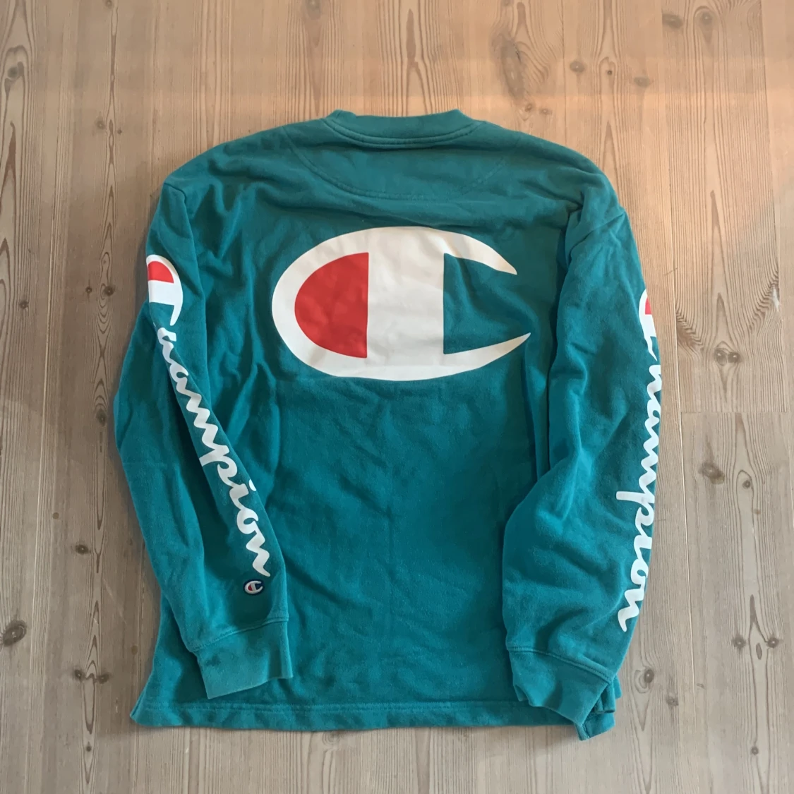 Champions Sweatshirt  - 91