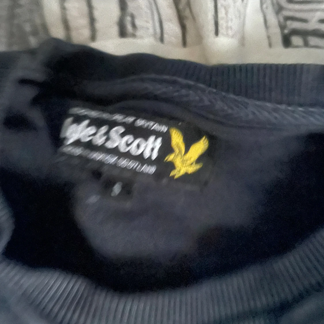 Lyle scott sweatshirt  - 90