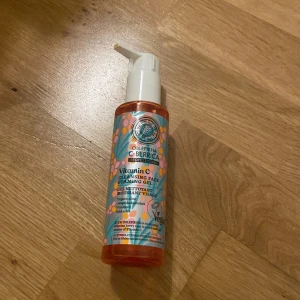 Cleansing  - Cleansing i vitamin C  från Oblepikha, aldrig använd eller testade
