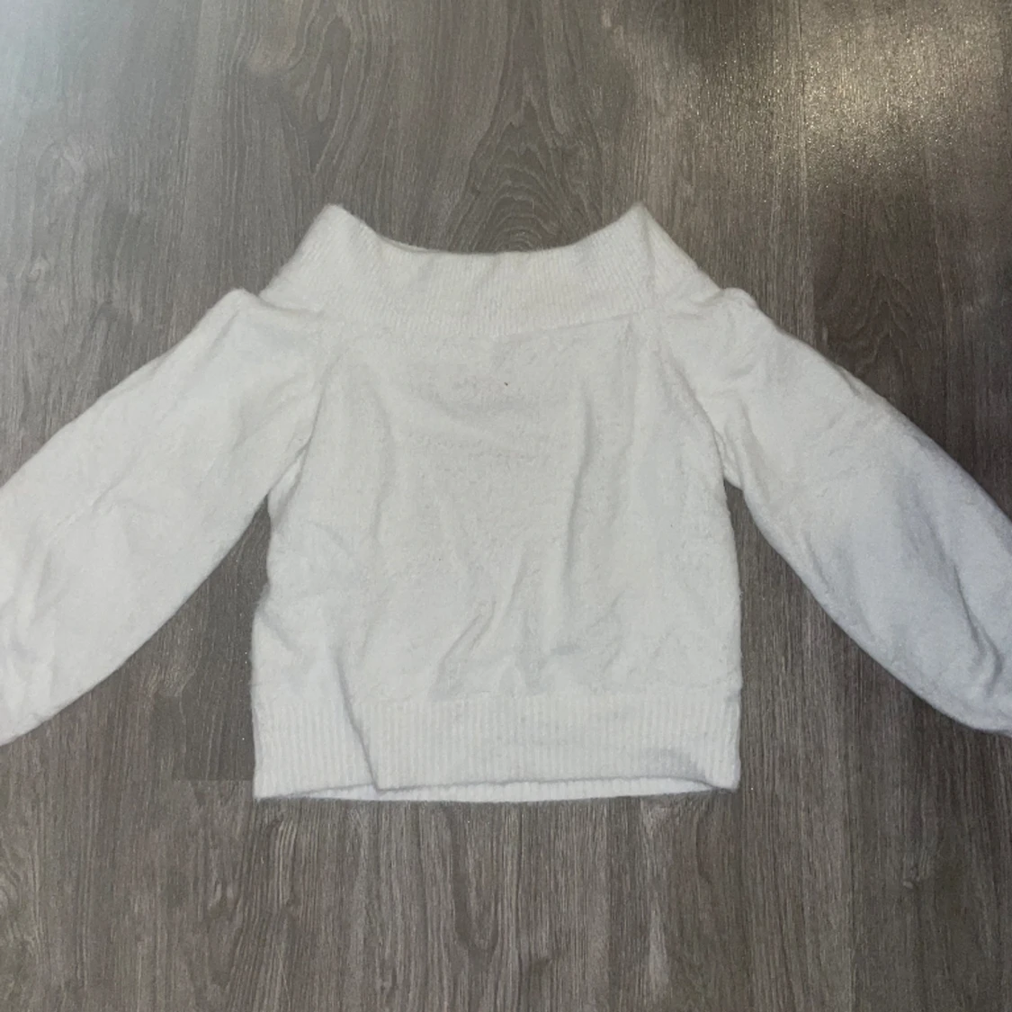 Stickad off shoulder - 90