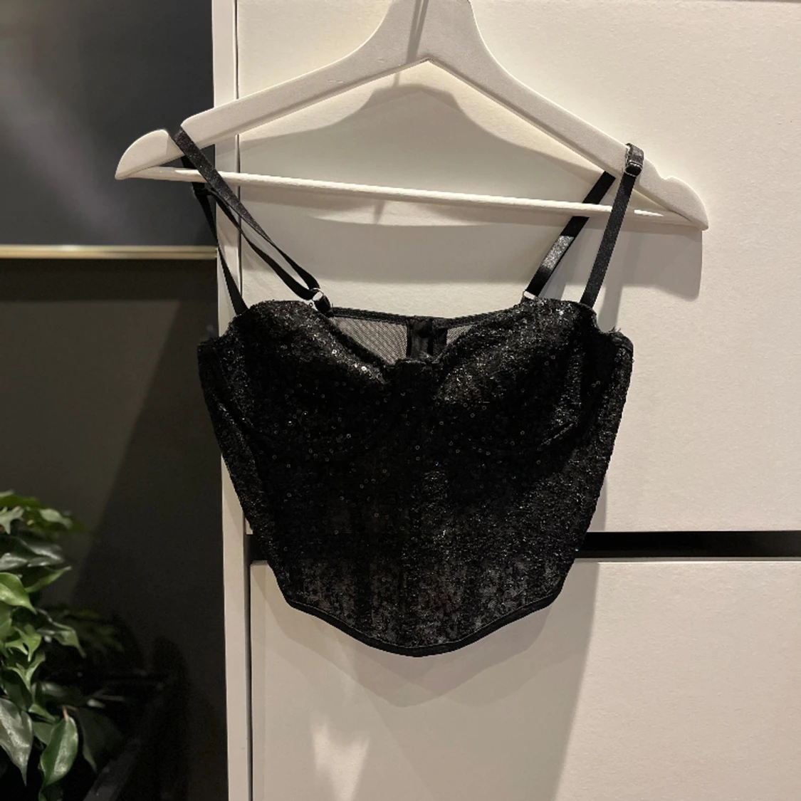 Fest top med paljetter