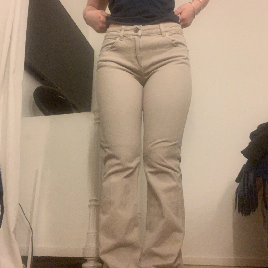 Lågmidjade Jeans Med Knappfickor - 90