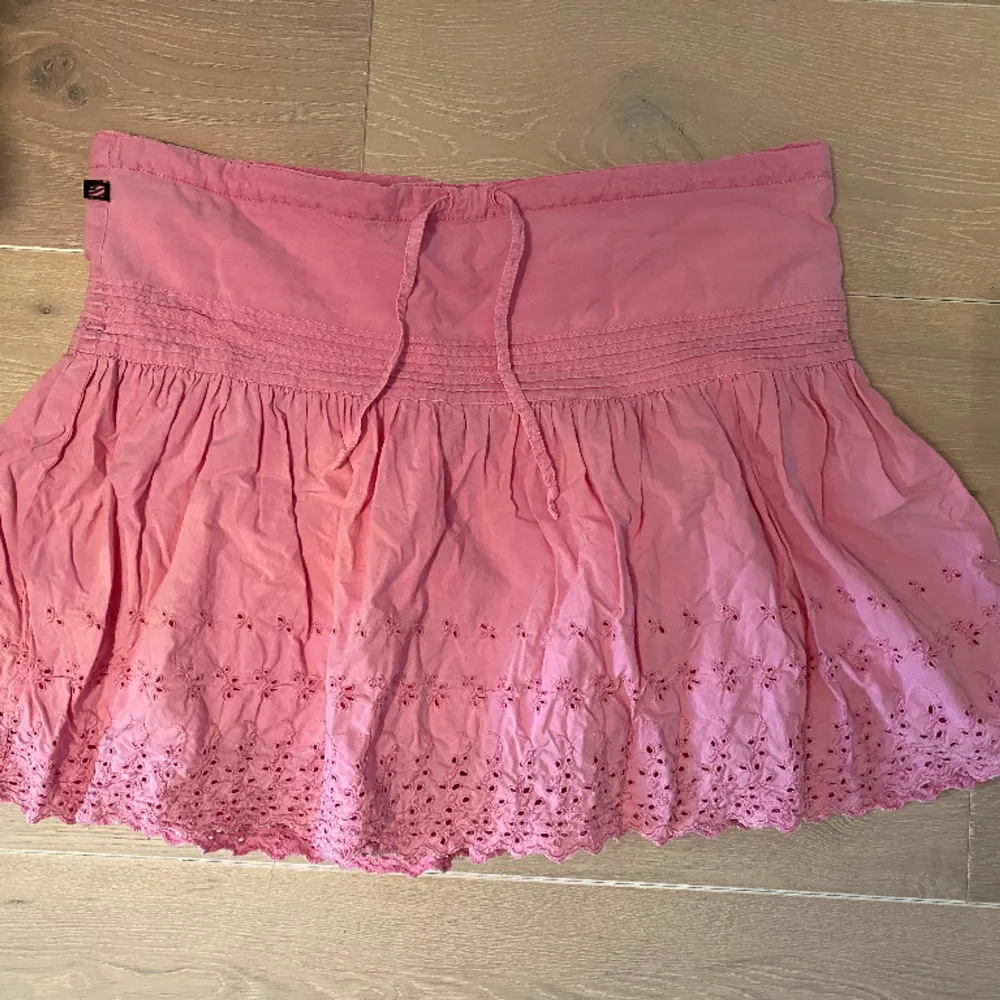 Jättefin rosa kjol från märket Ralph Lauren  . Kjolar.