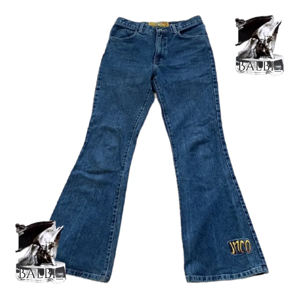 JNCO jeans för tjejer🎀🎀🎀 Inrebenslängd 82, 78 cm midja🎀 Mycket bra kondition🎀 Priset kan diskuteras 💰  . Jeans & Byxor.